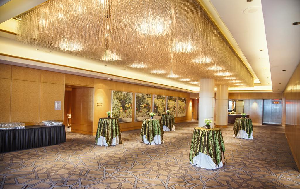 แพน แปซิฟิค แวนคูเวอร์ Hotel ภายนอก รูปภาพ The Westin Convention Center