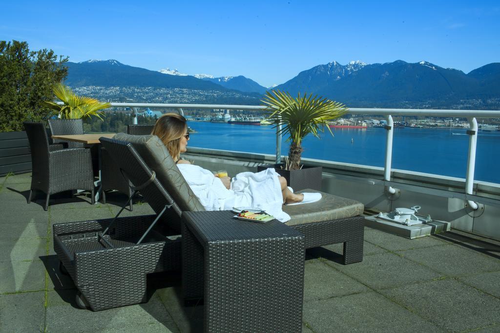 แพน แปซิฟิค แวนคูเวอร์ Hotel ภายนอก รูปภาพ The Spa at The Hotel Georgia